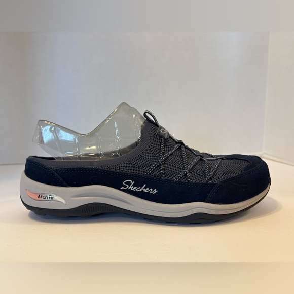 Skechers Air-Cooled Arch Fit navy blue slip-on sneakers size 8.5 - Picture 3 of 10